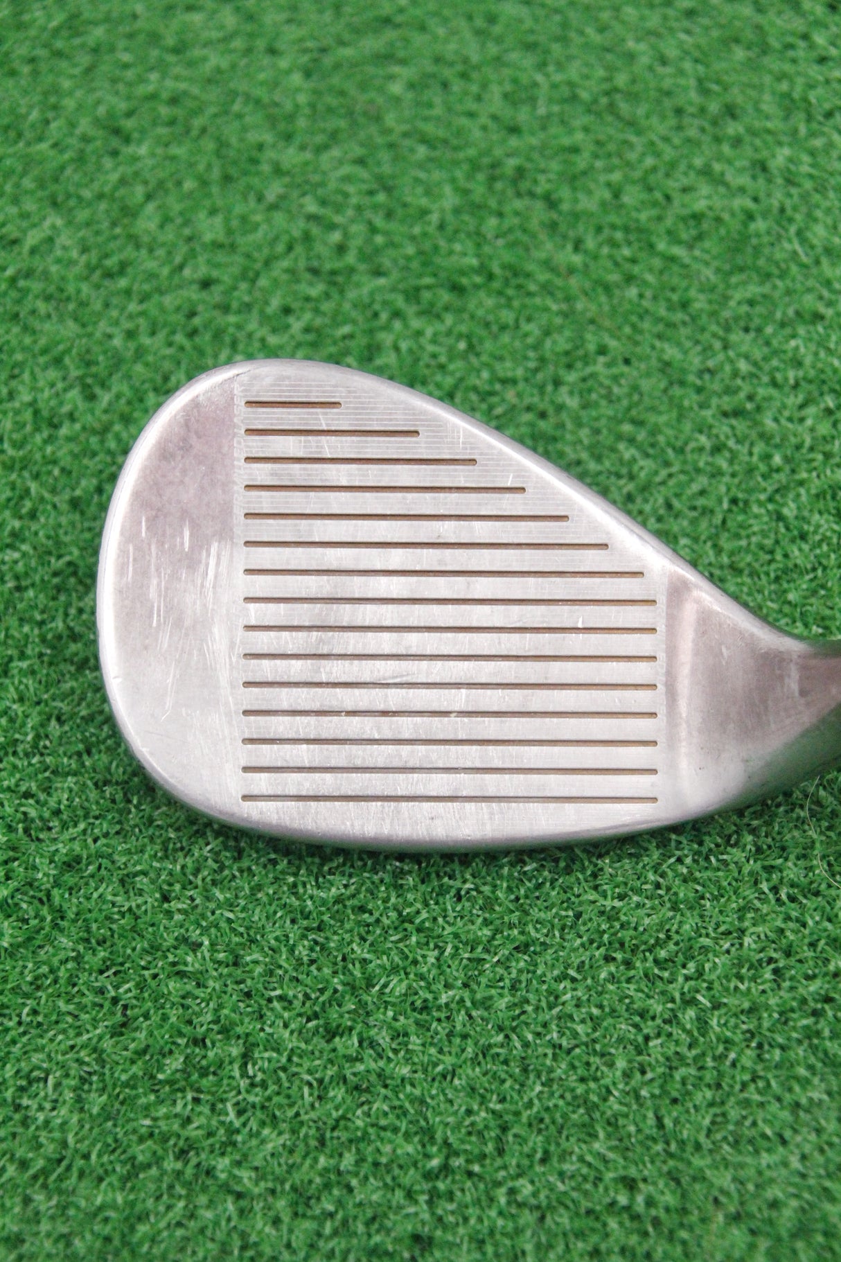 Cleveland CG15 Oil Can 64° LW Wedge Flex 35.25"