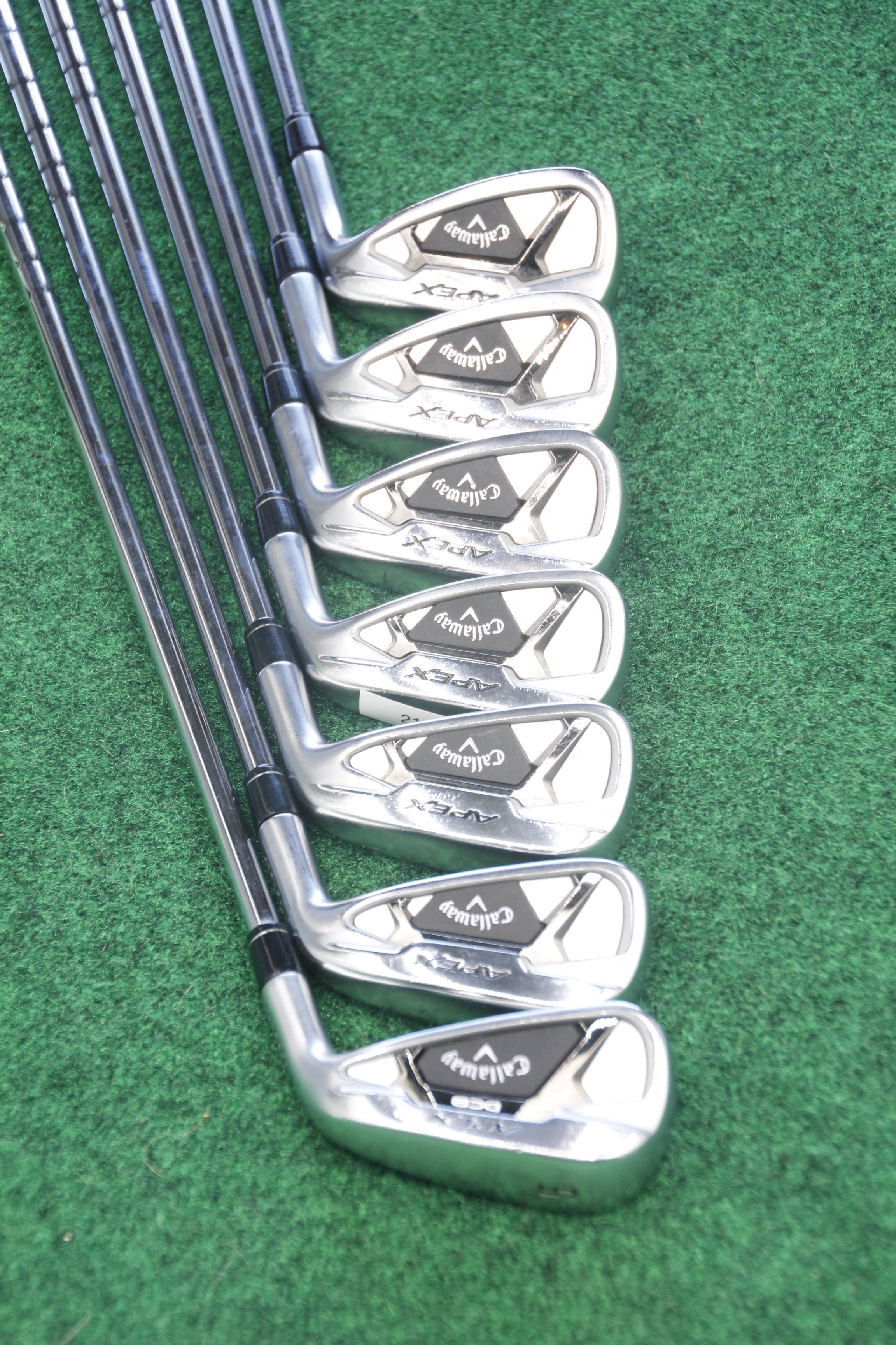 Callaway Apex 21  5 - PW, AW R Flex