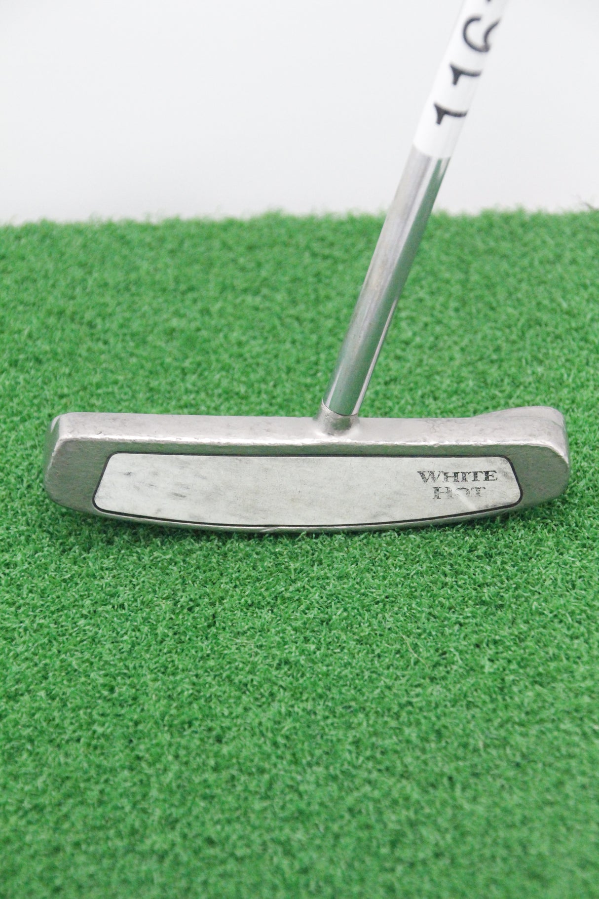 Odyssey White Hot Mid Putter 37.5"