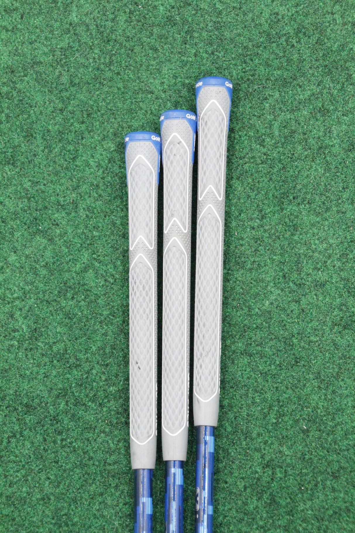 Cleveland Launcher HB 19, 22, 25 Degree Hybrid Set R Flex