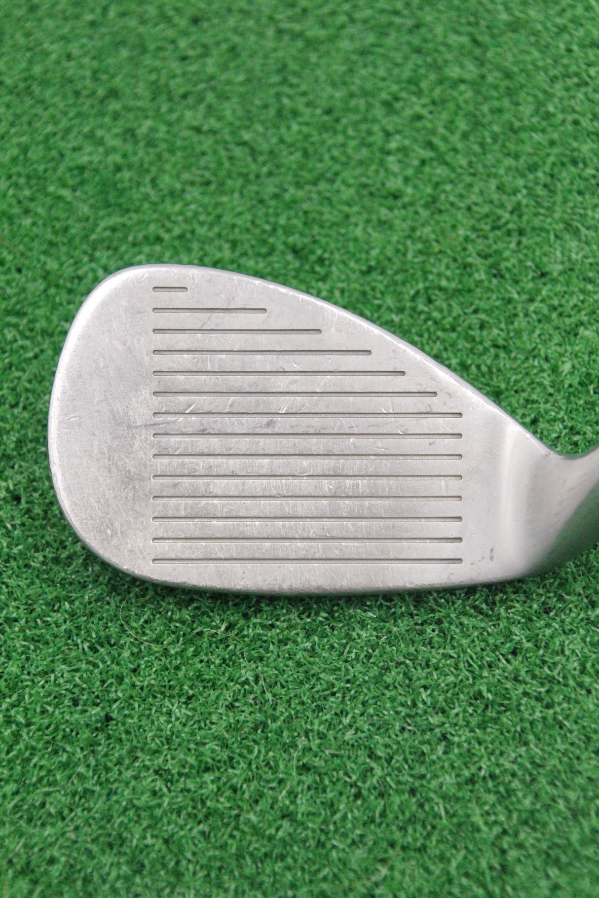 Wilson Staff Staff TW5 56* Wedge